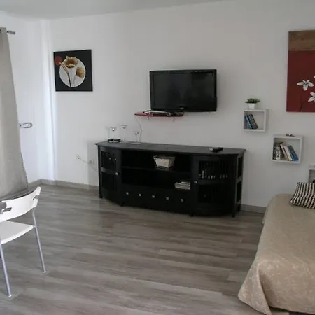 Malibu Park 3*