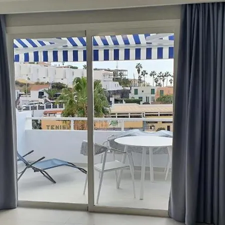 Hotel apartamentowy Malibu Park