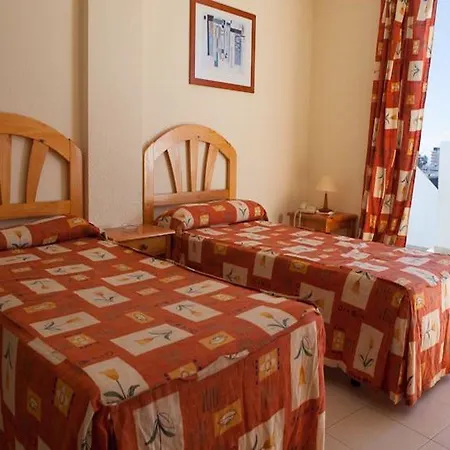 Malibu Park Hotel apartamentowy 3*