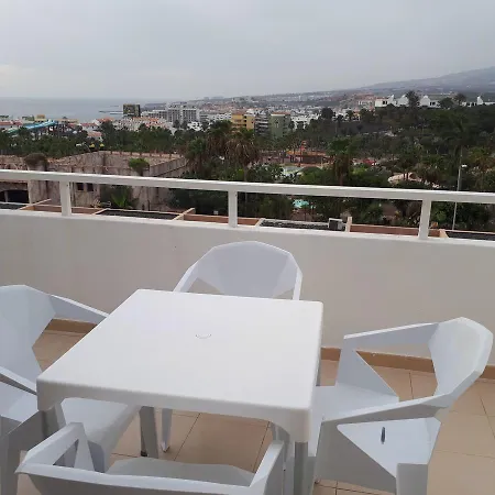 Malibu Park Hotel apartamentowy Costa Adeje (Tenerife)